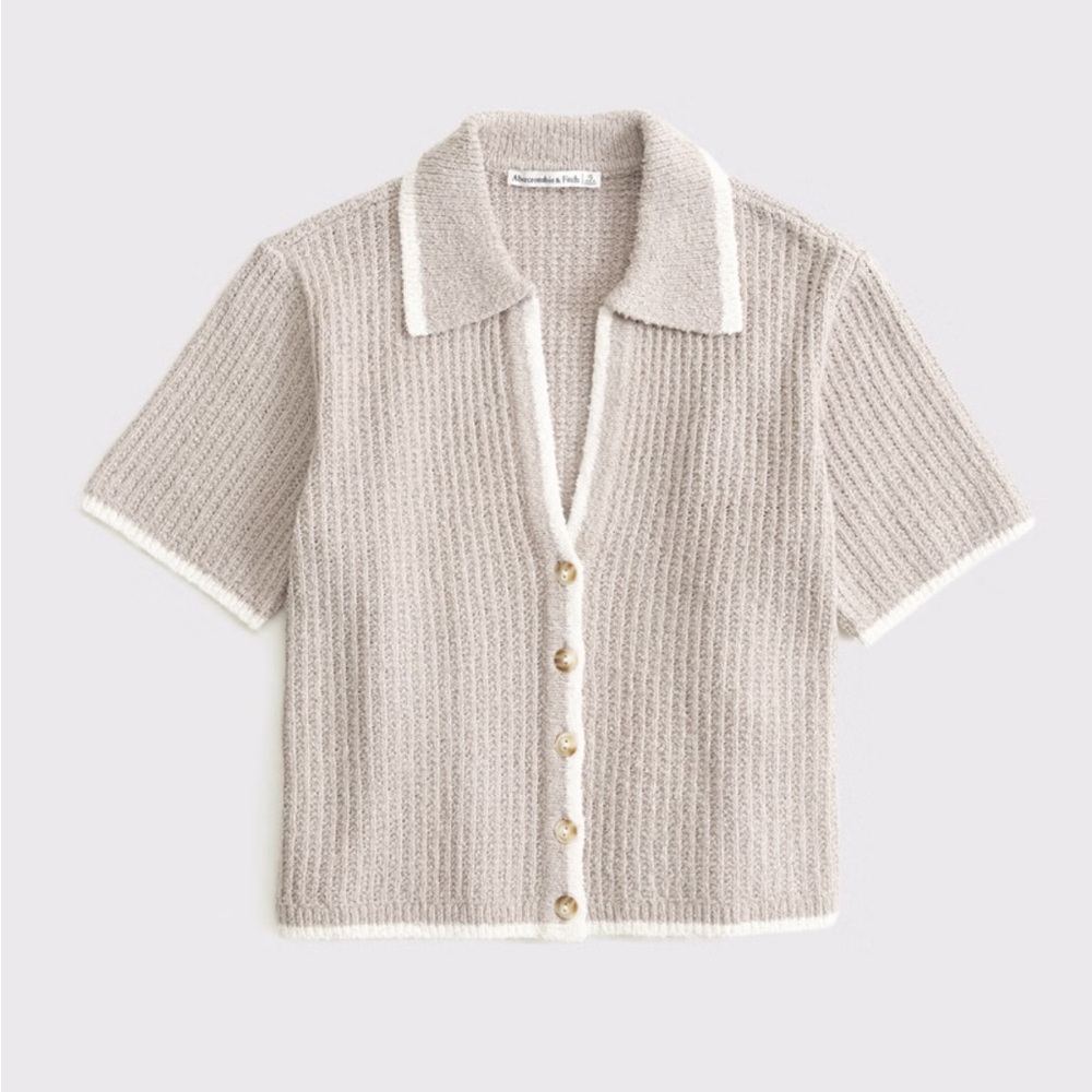 Brand new/ never worn. Abercrombie & Fitch Tan Knit Sweater